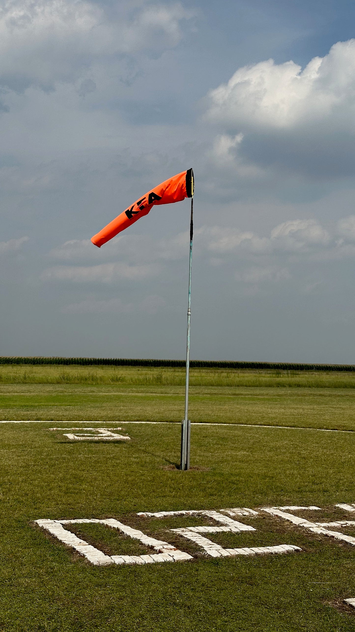 Windsocks (15kt)